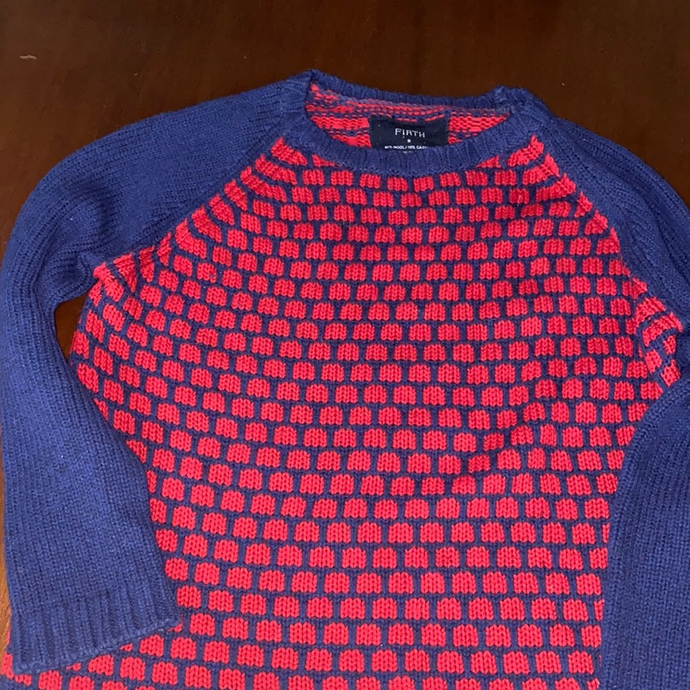 Honey comb pattern sweater